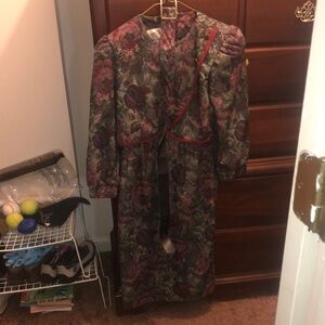 Vintage Floral Long Sleeve Dress